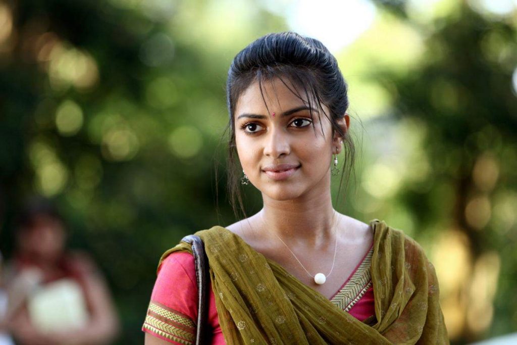 Amala paul 26