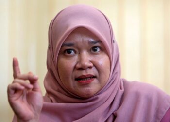 Henti berpolitik fokus kerja – Fadhlina Sidek 01